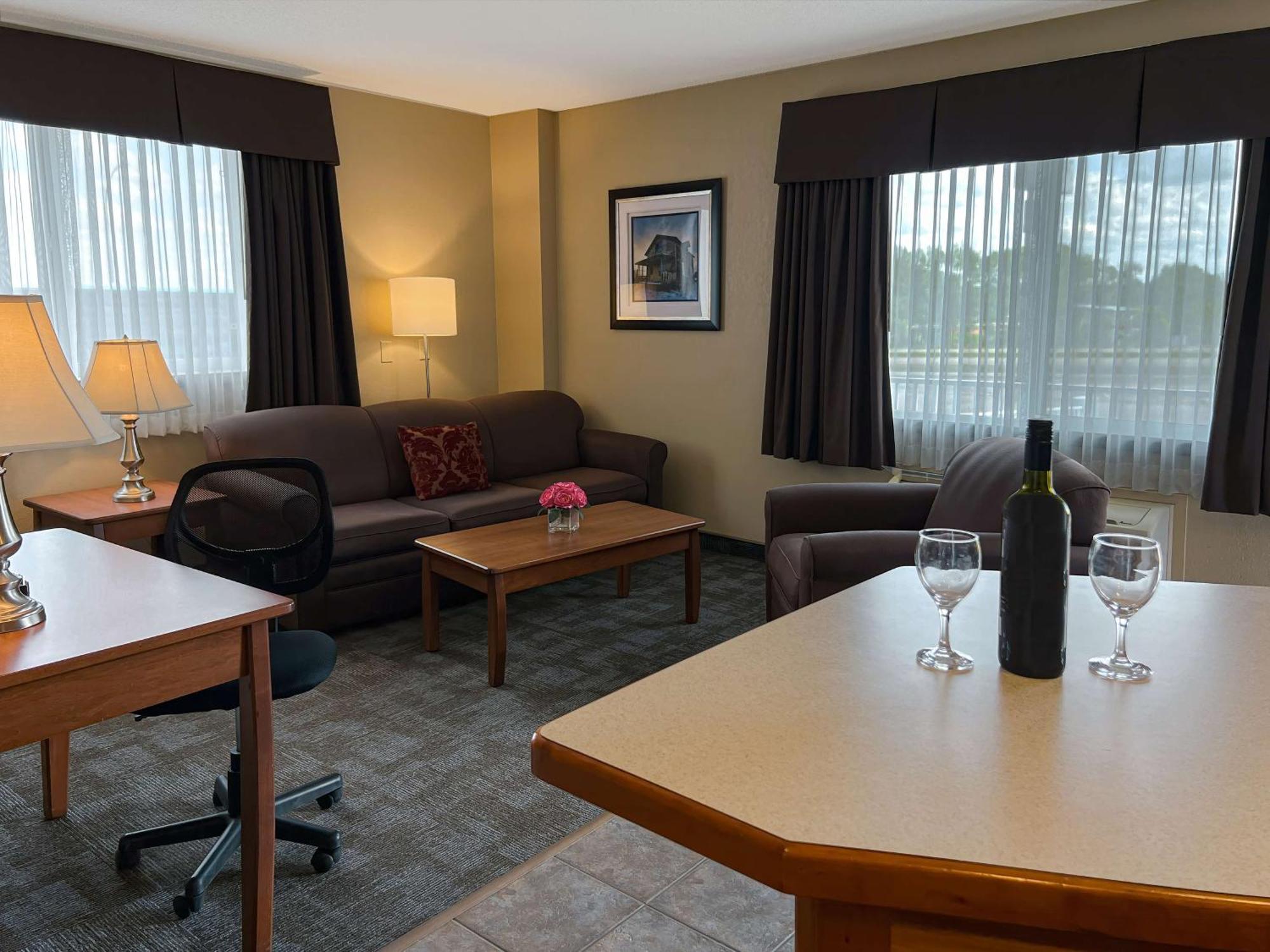 Coast Swift Current Hotel Zewnętrze zdjęcie